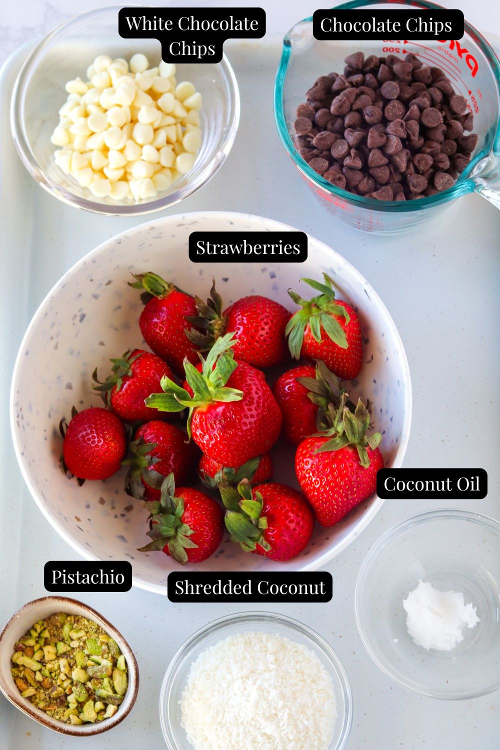 Ingredients for homemade chocolate covered strawberries recipe